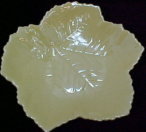 Belleek Sycamore Plate